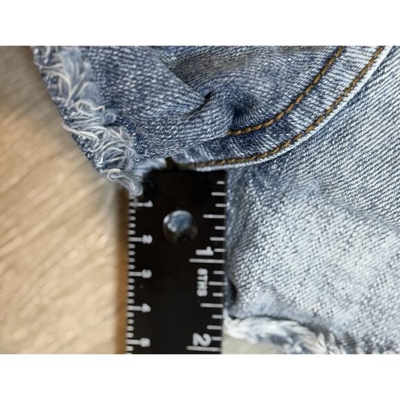 Women’s We The Free Size 24 Denim Shorts Fly Button - Picture 6 of 11